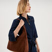 Sac port&eacute;-&eacute;paule effet su&eacute;dine marron femme