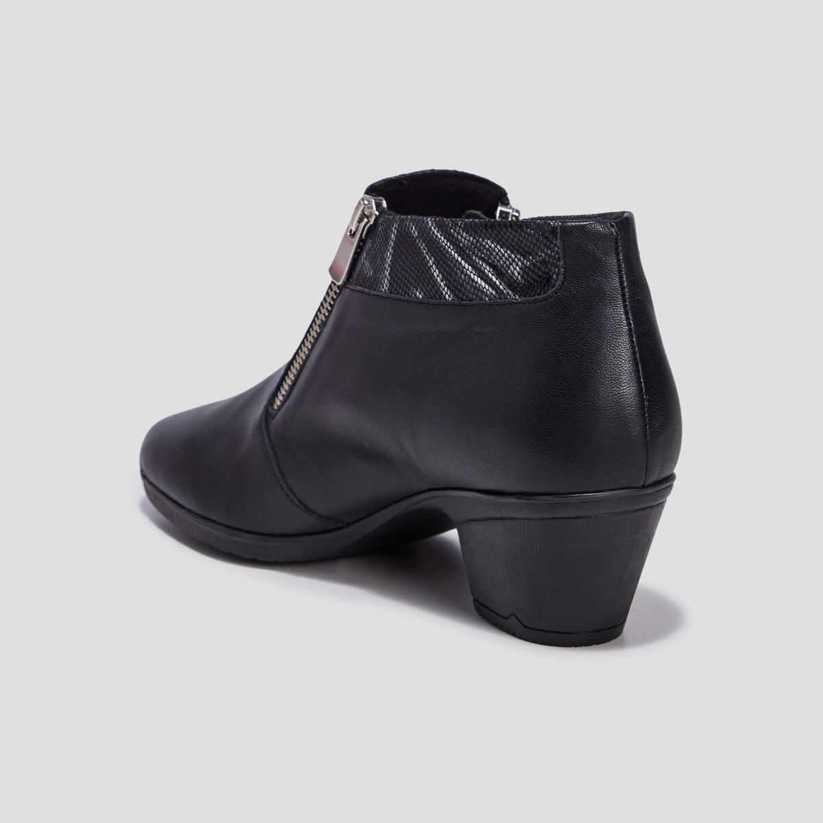 Bottines à talons en cuir zippées noir femme
