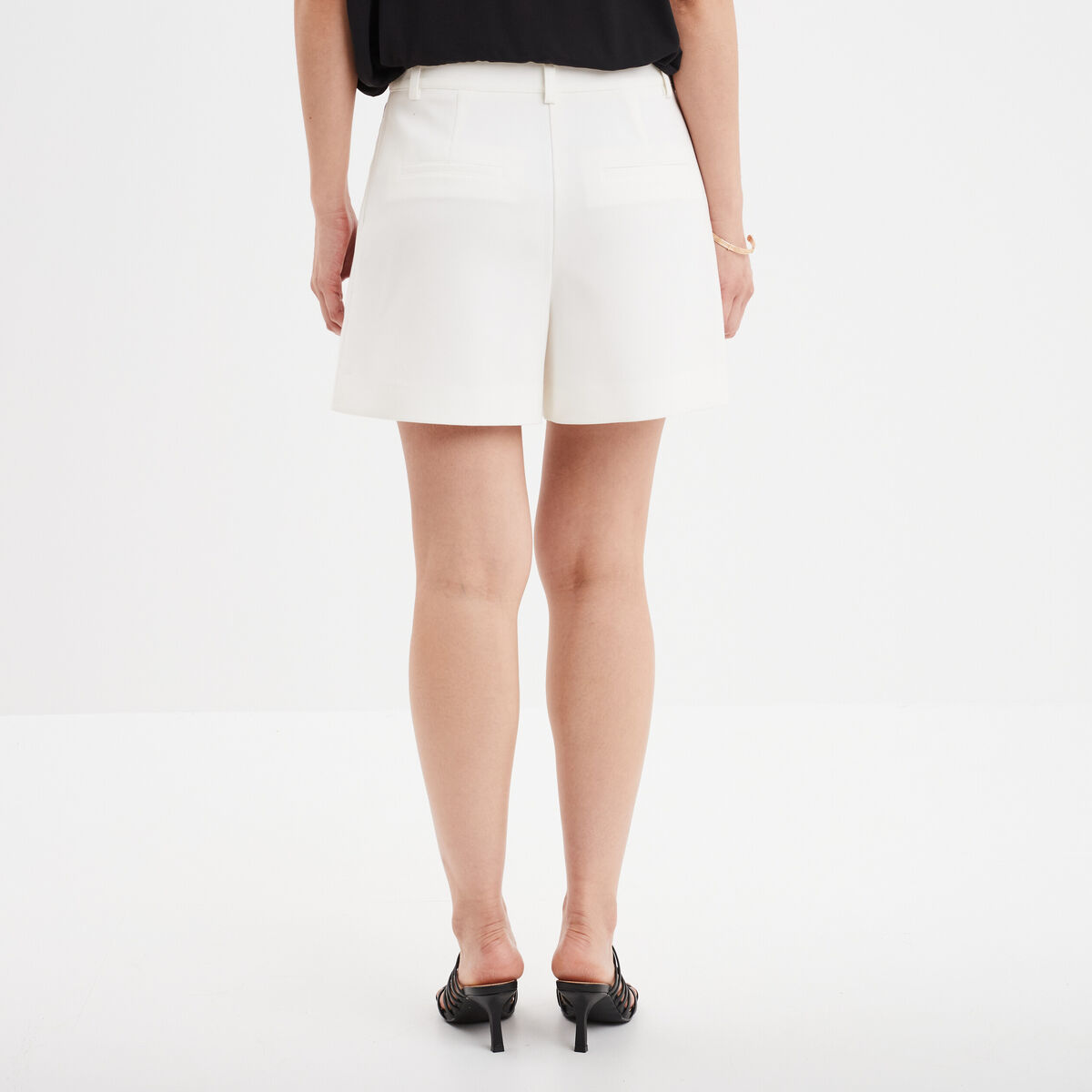 Short fluide city avec pinces blanc femme