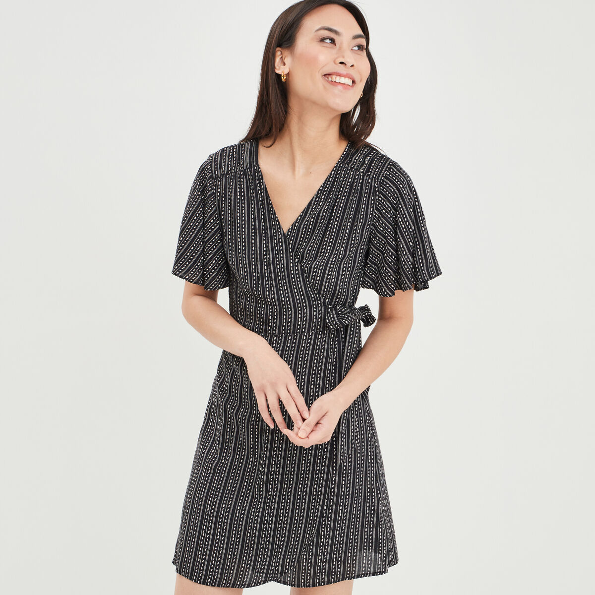 Robe courte portefeuille noir femme