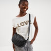 Sac banane effet tress&eacute; noir femme