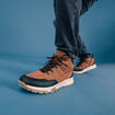 Boots crantées à lacets marron homme