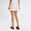 Short droit effet crochet blanc femme