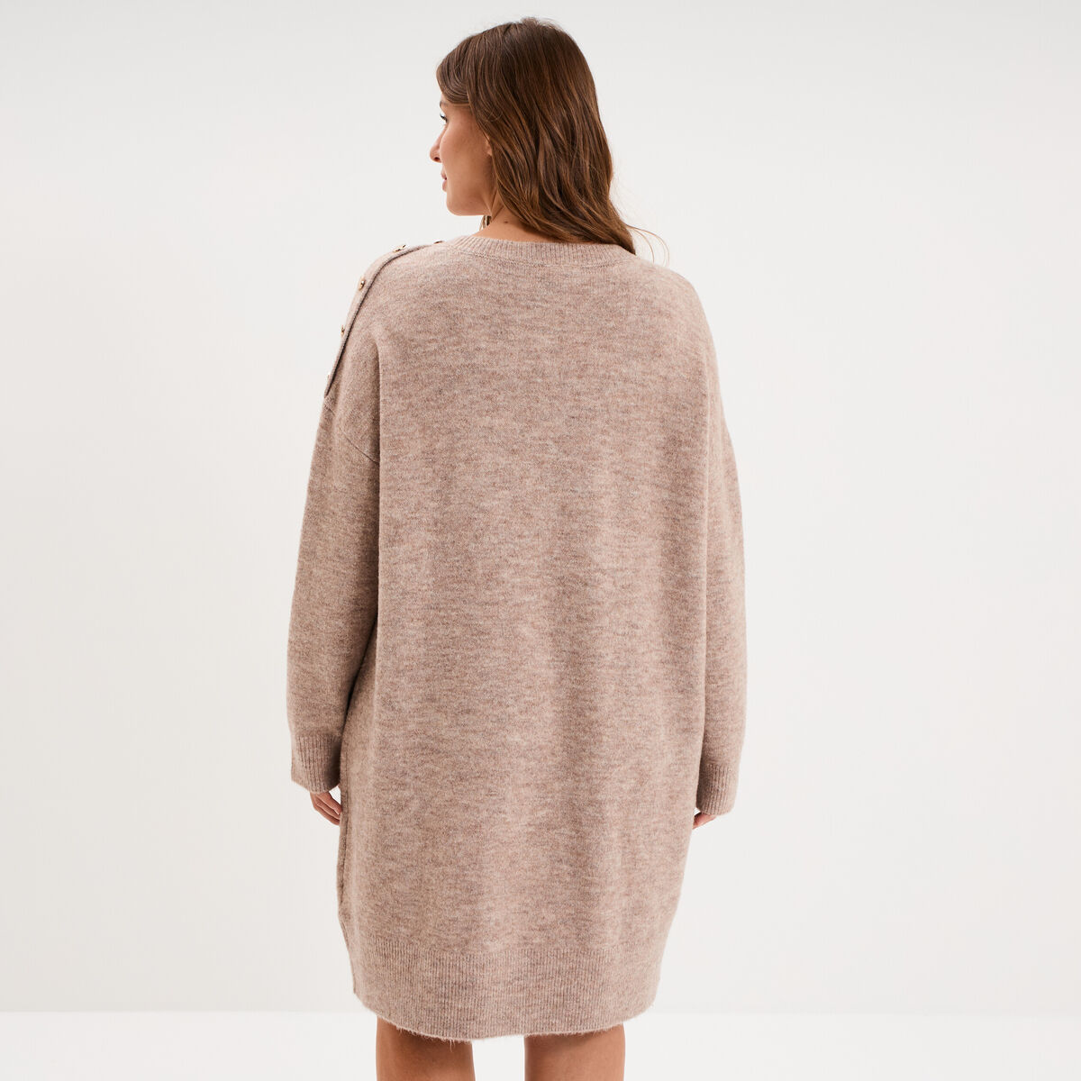 Robe pull droite boutons &eacute;paule sable femme grande taille
