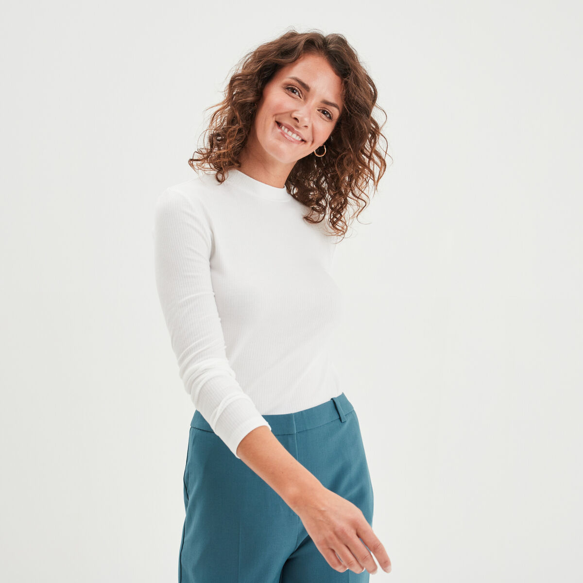 T-shirt côtelé col montant ajusté blanc femme