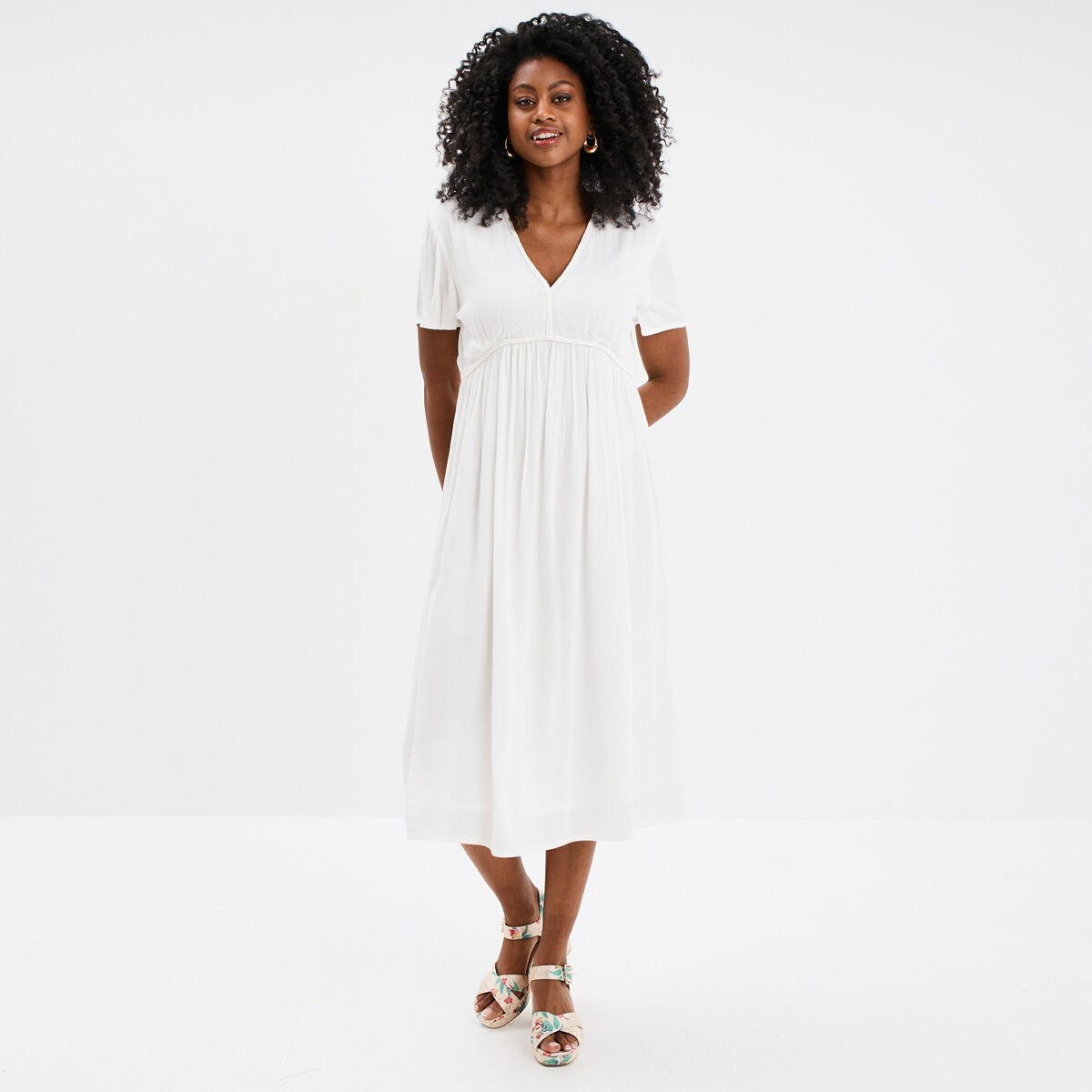 Robe longue fluide manches courtes blanc femme