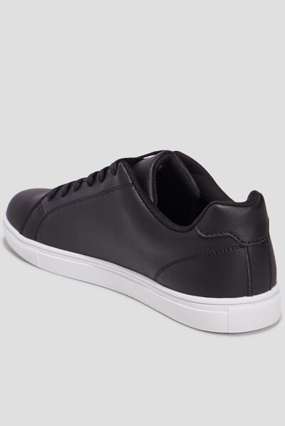 Baskets plates noir homme