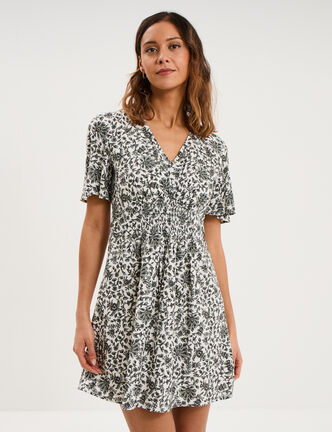 Robe courte col en V taille smock&eacute;e ecru femme