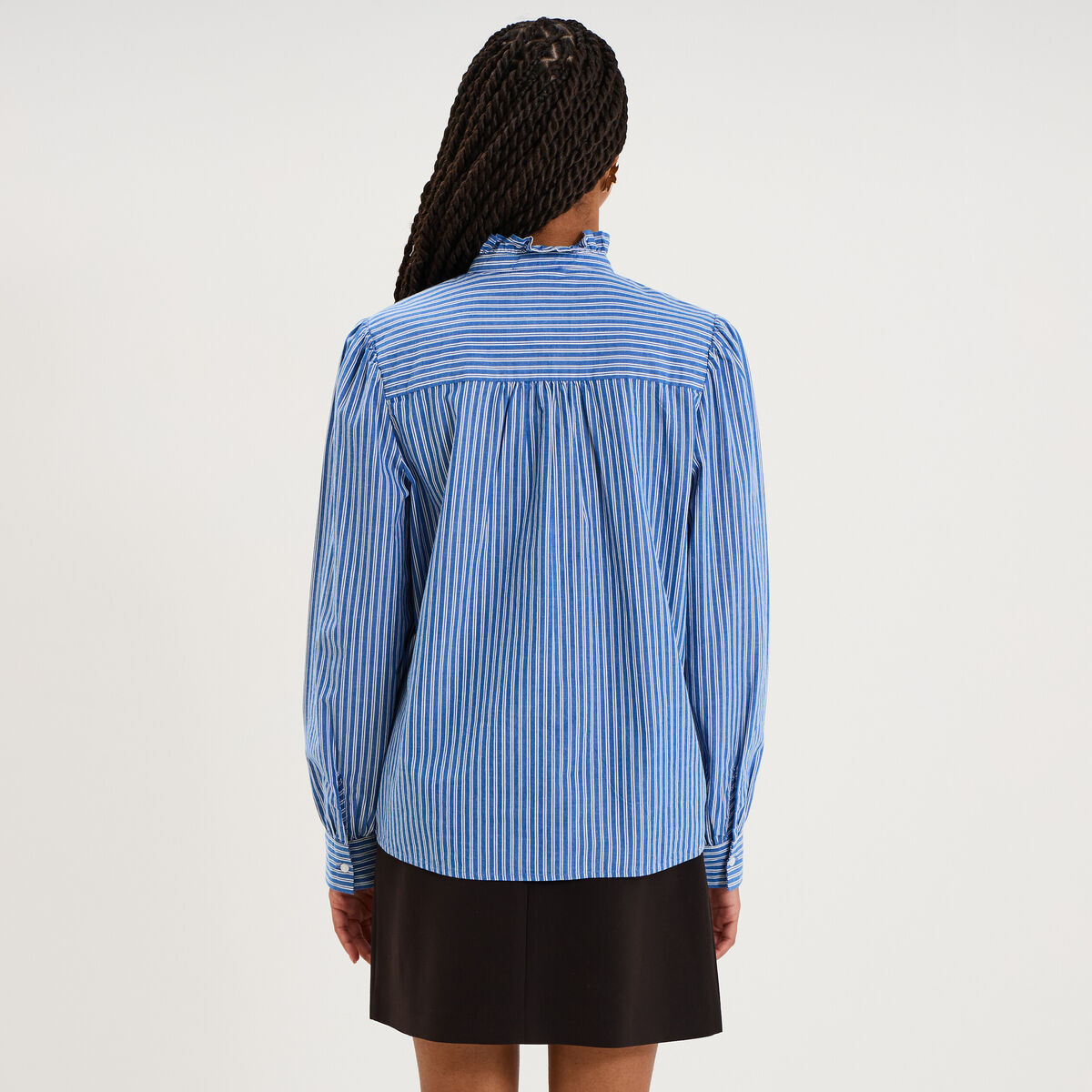 Blouse col montant &agrave; volants coton bleu femme