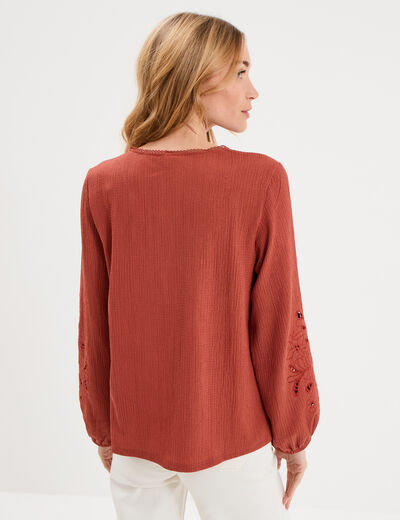 Blouse manches brod&eacute;es ajour&eacute;es coton vieux rose femme