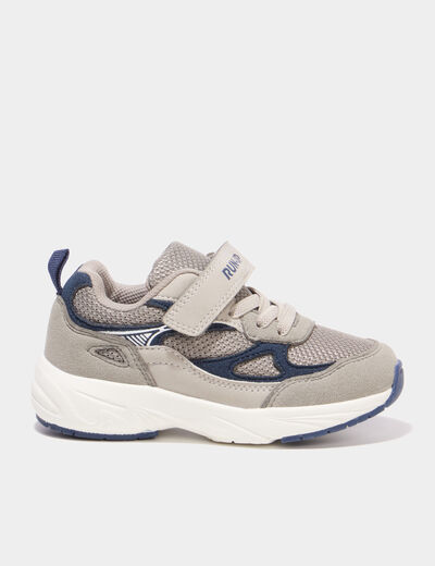 Baskets running avec scratchs gris gar&ccedil;on