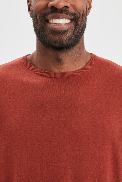 Pull droit col rond marron cognac homme