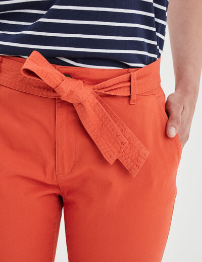 Pantalon chino ceinturé 7/8ème orange foncé femme