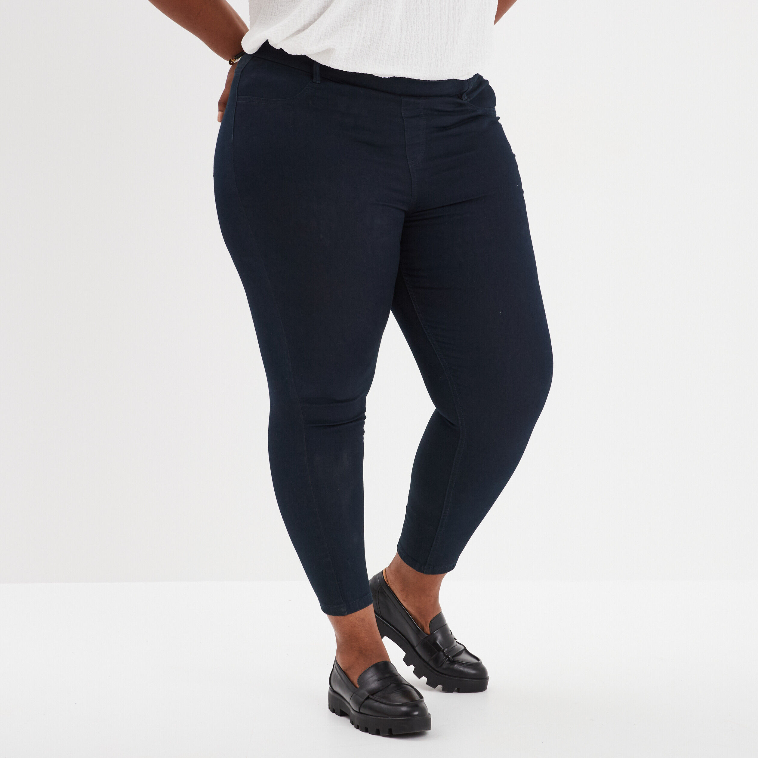 Jean grande taille femme pas cher La Halle