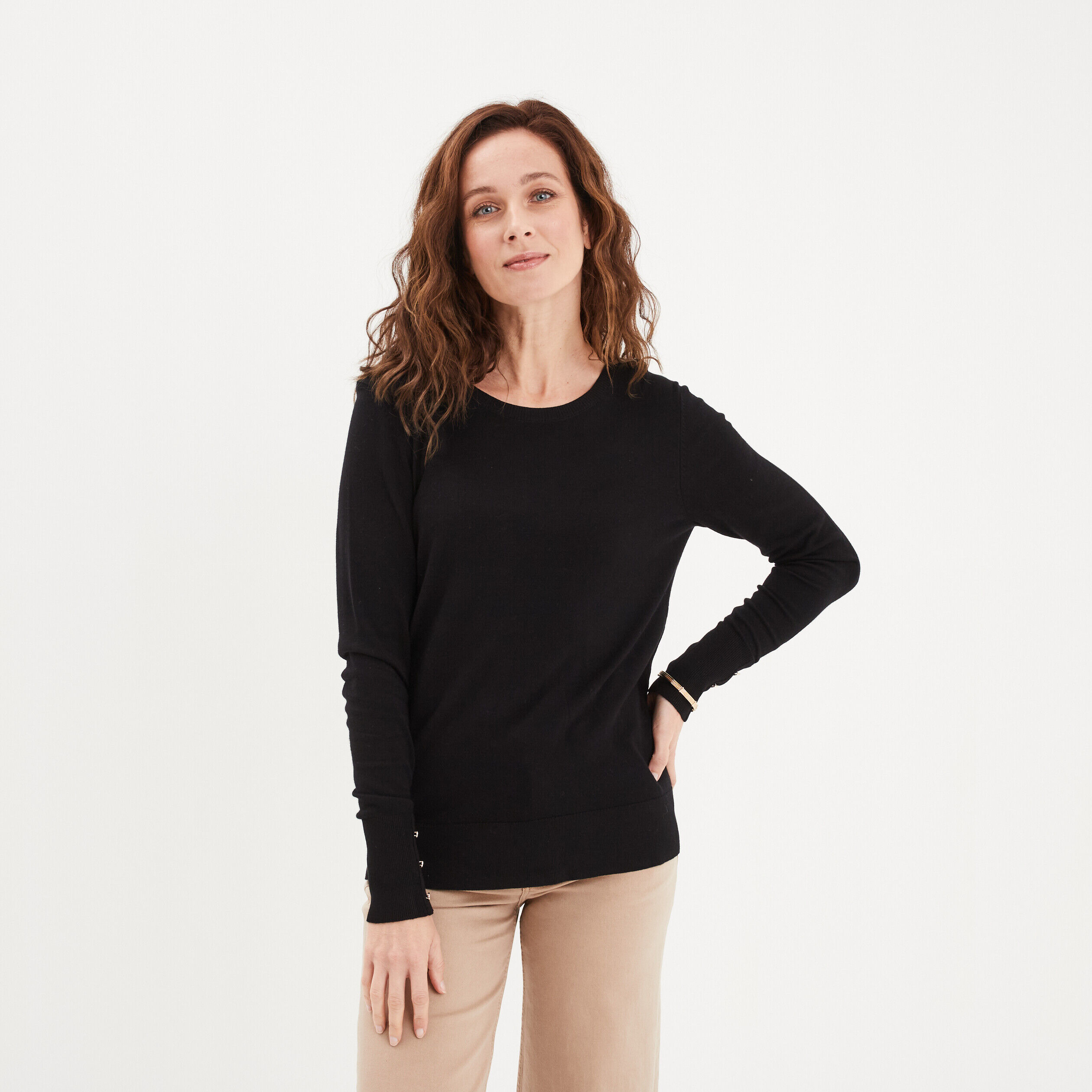 Pull col rond boutons aux poignets noir femme LH