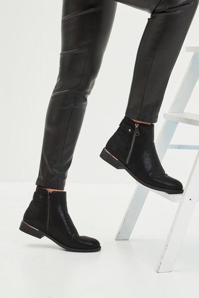 Bottines zippées avec perforations noir femme