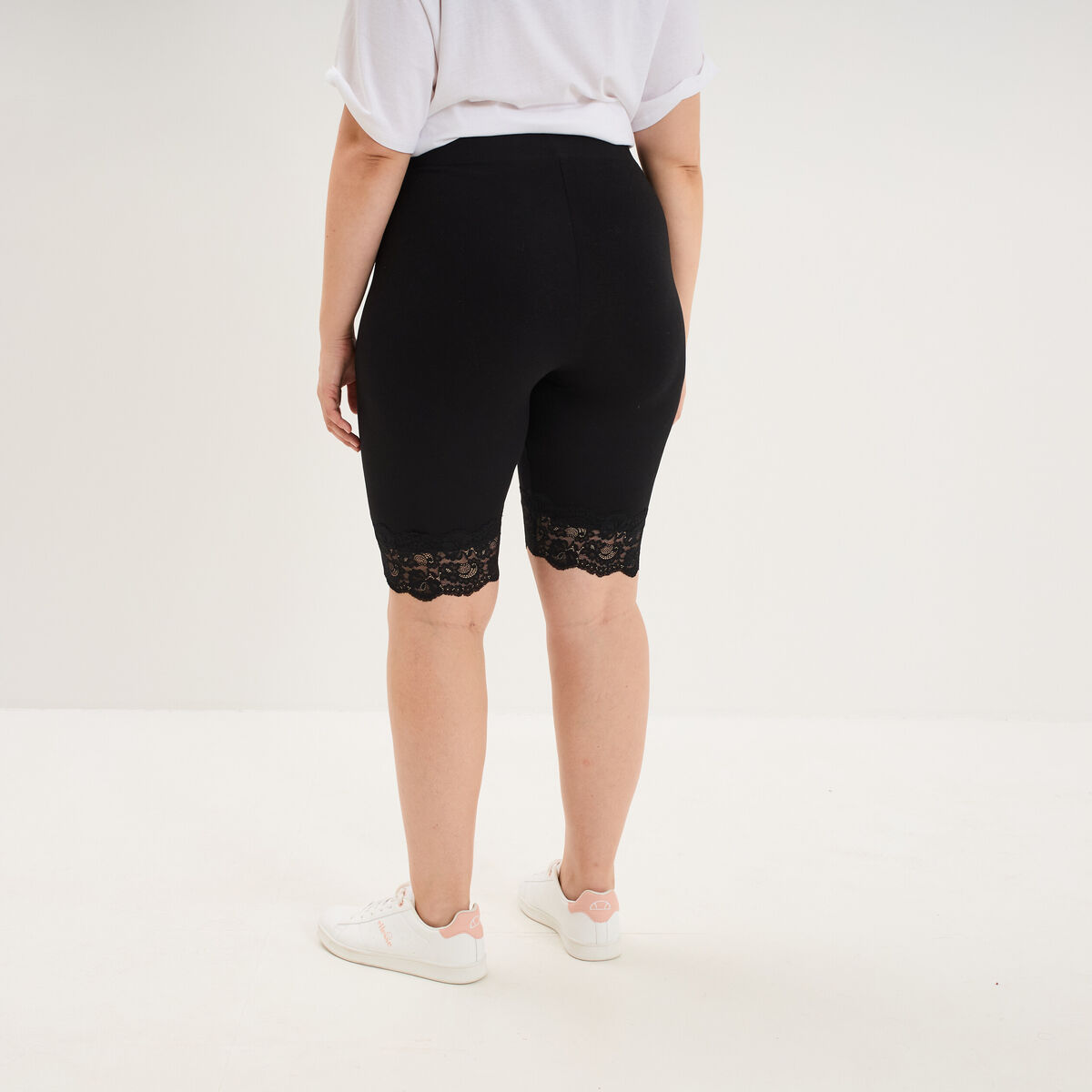 Short legging cycliste &agrave; dentelle noir femme grande taille