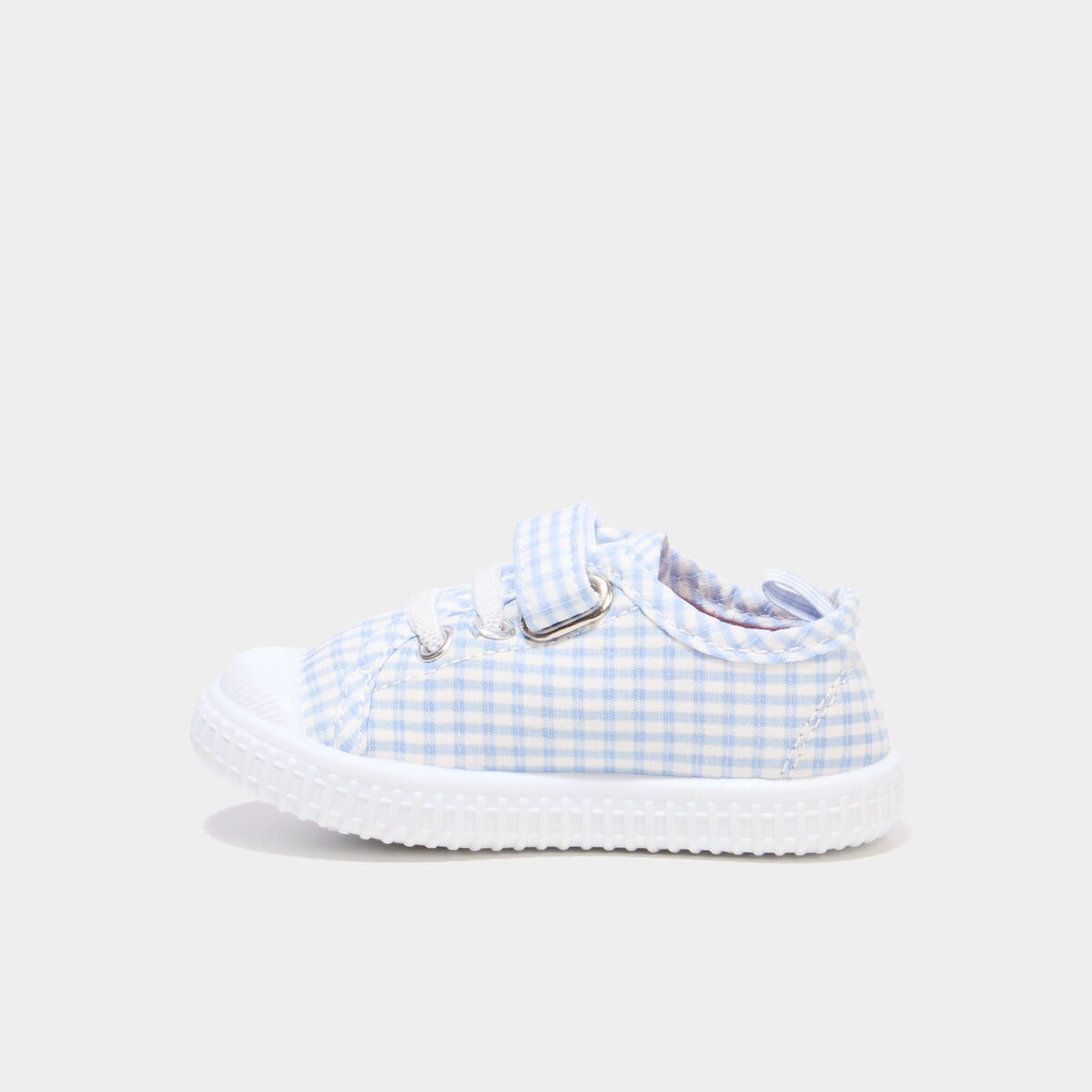 Tennis basses toile semelle souple bleu ciel b&eacute;b&eacute; fille