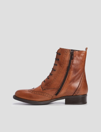 Bottines en cuir détails perforés camel fille