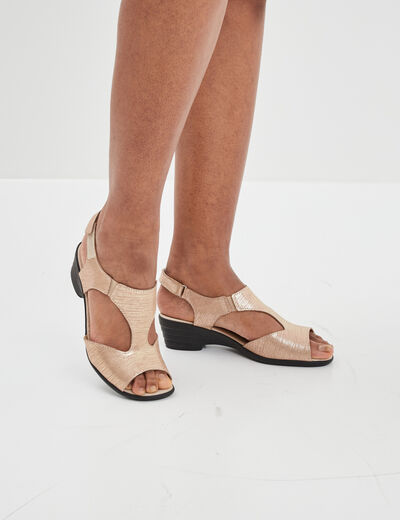 Sandales &agrave; talons pied large en cuir sable femme