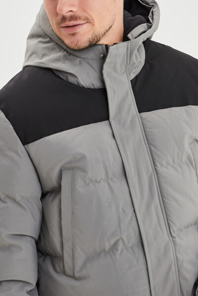 Doudoune mi-longue à capuche fourrure gris homme