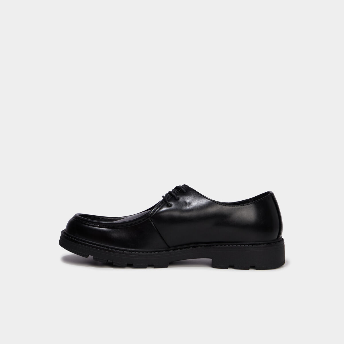 Derbies crant&eacute;es noir homme