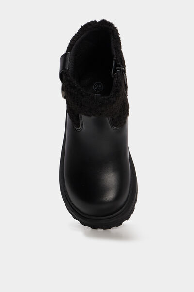 Boots boucles coeur et d&eacute;tails polaire noir fille