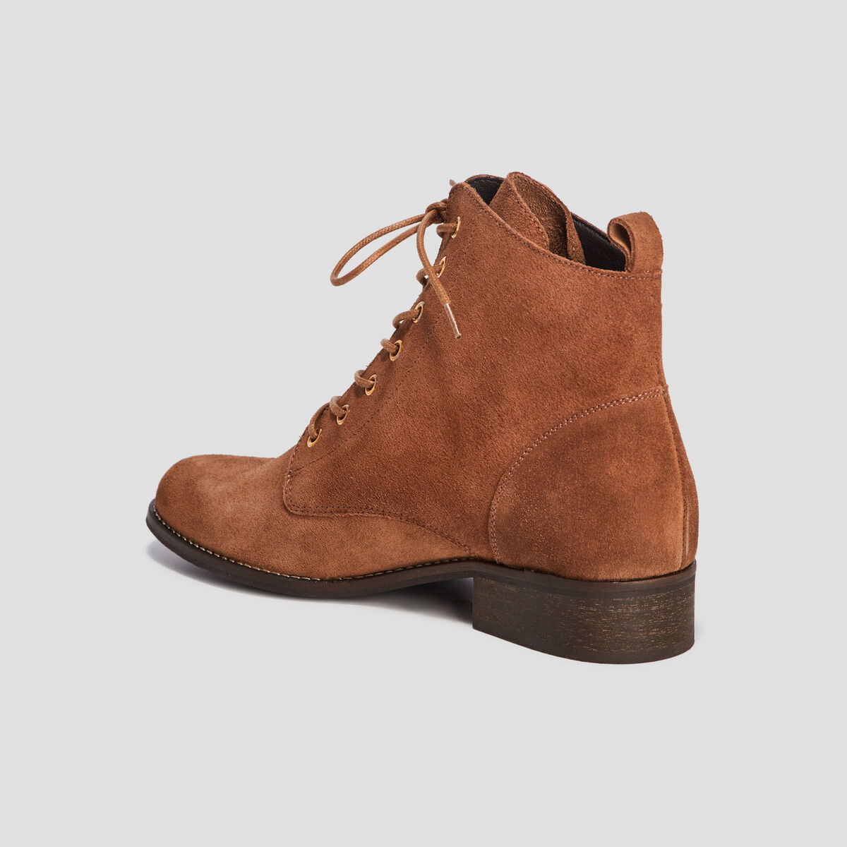Bottines en cuir avec clous marron femme
