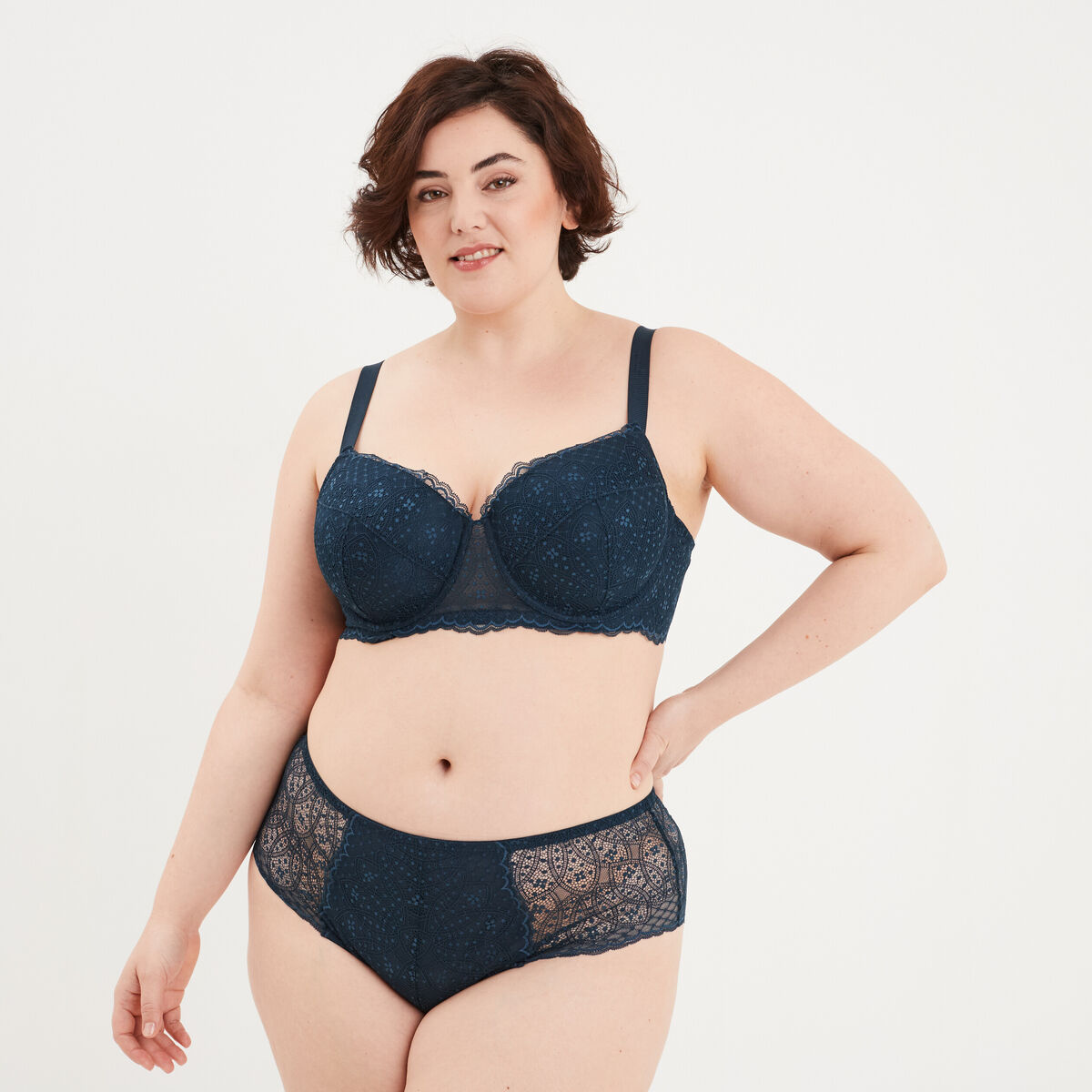Soutien-gorge emboîtant à dentelle Izzie bleu canard femme grande taille