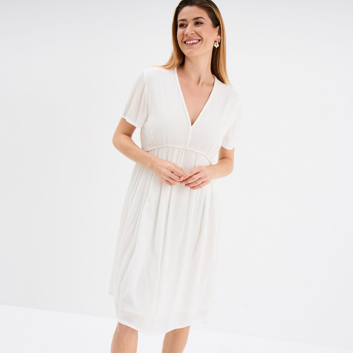 Robe col en V détails tressés blanc femme