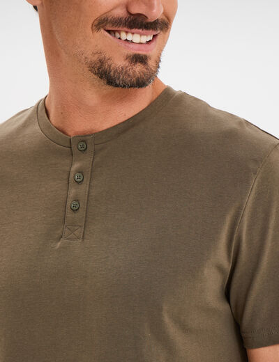T-shirt col tunisien manches courtes vert kaki homme