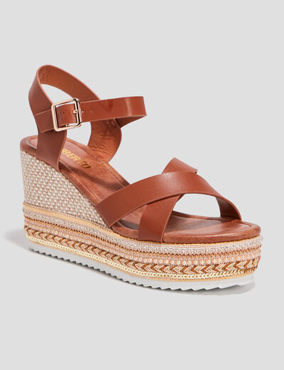 Sandales compens&eacute;es avec bride marron femme