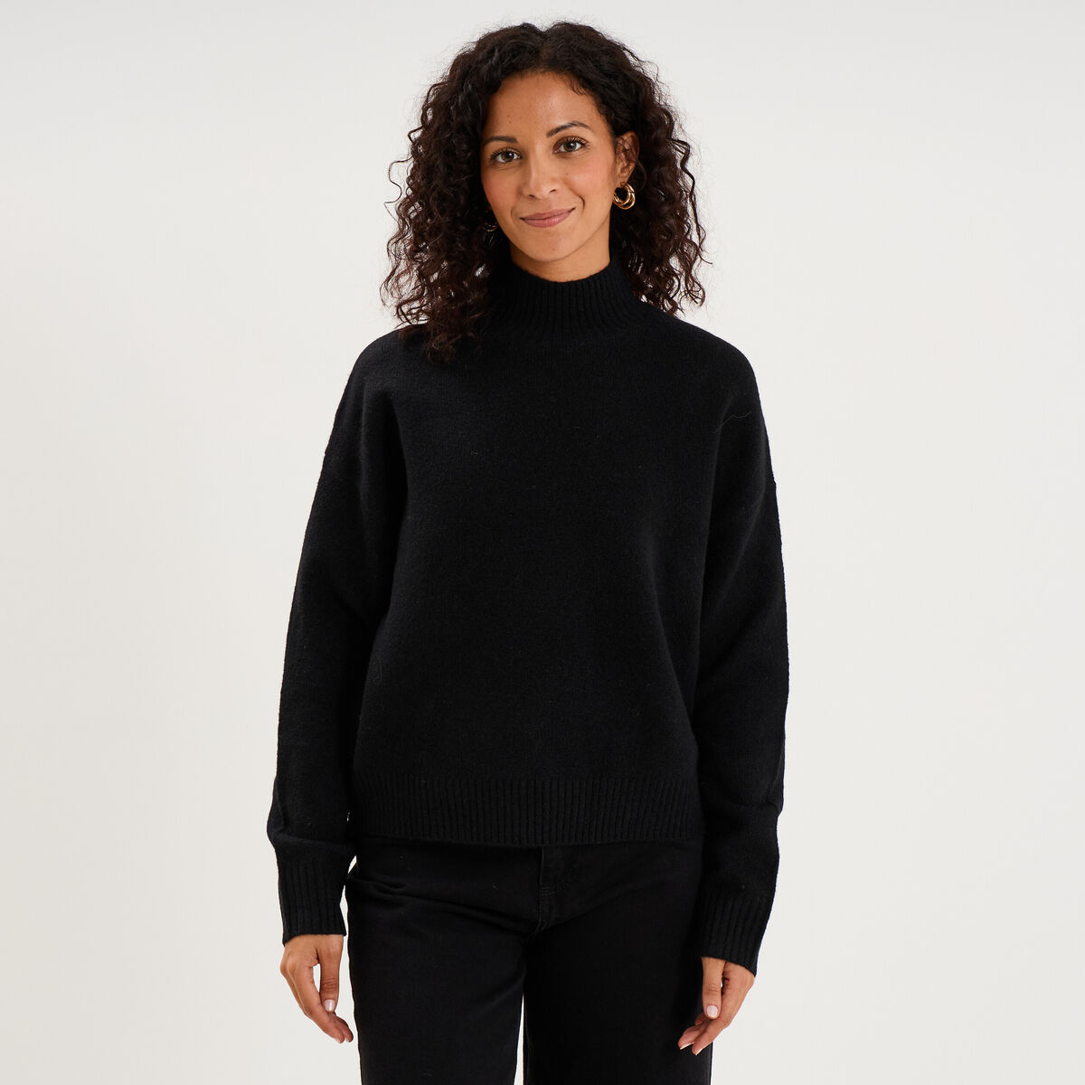 Pull droit avec col montant noir femme