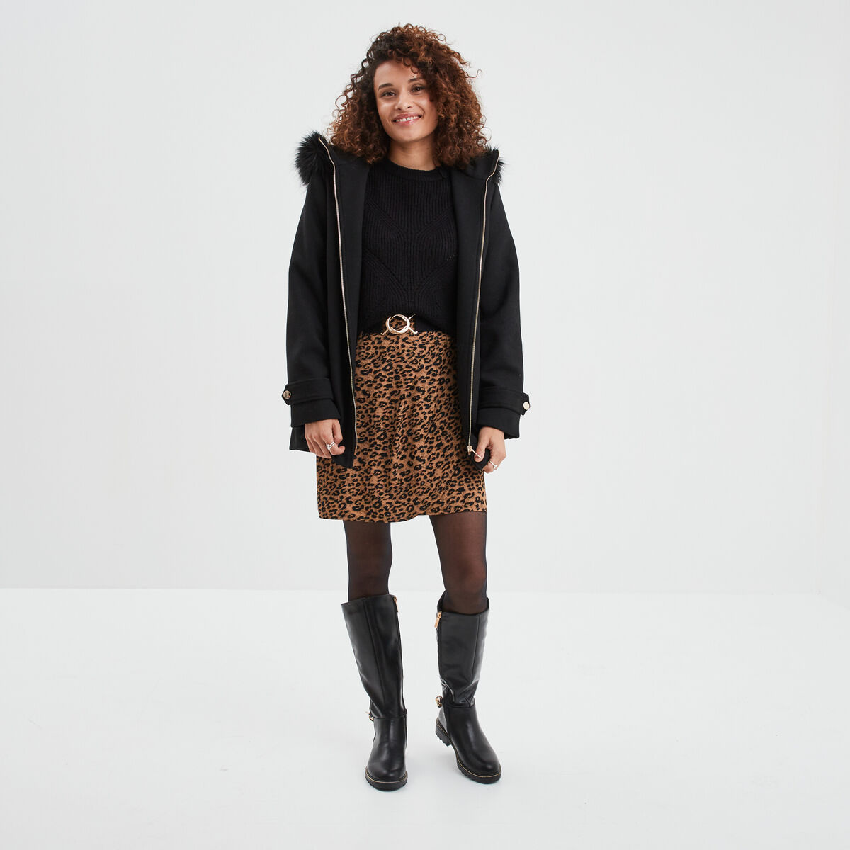 Jupe courte satin portefeuille ceinturée beige femme