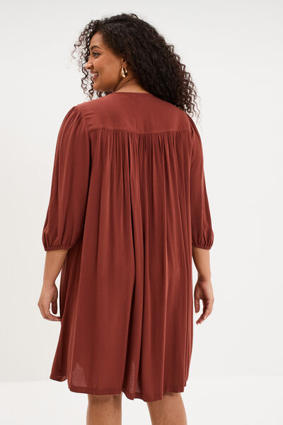 Robe fluide buste brod&eacute;e marron cognac femme grande taille