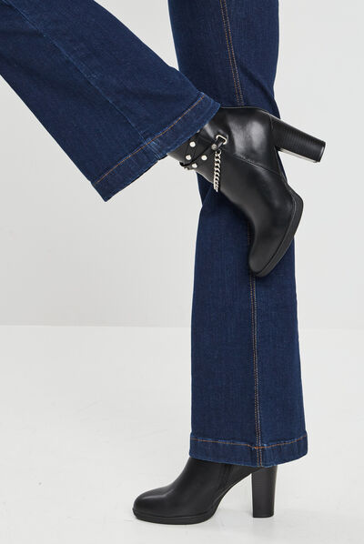Bottines à talons avec chaînes noir femme