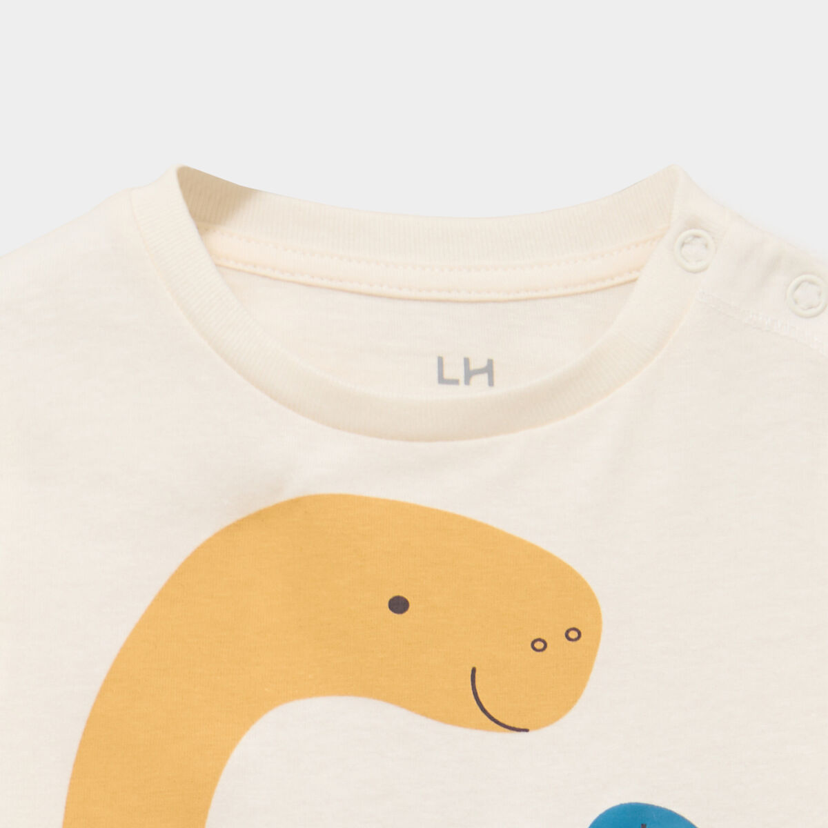 T-shirt &eacute;paule boutonn&eacute;e manches longues ecru b&eacute;b&eacute; gar&ccedil;on