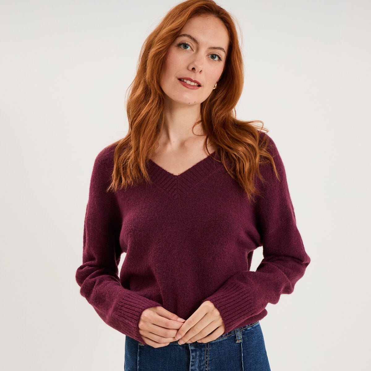 Pull col en V manches longues prune femme