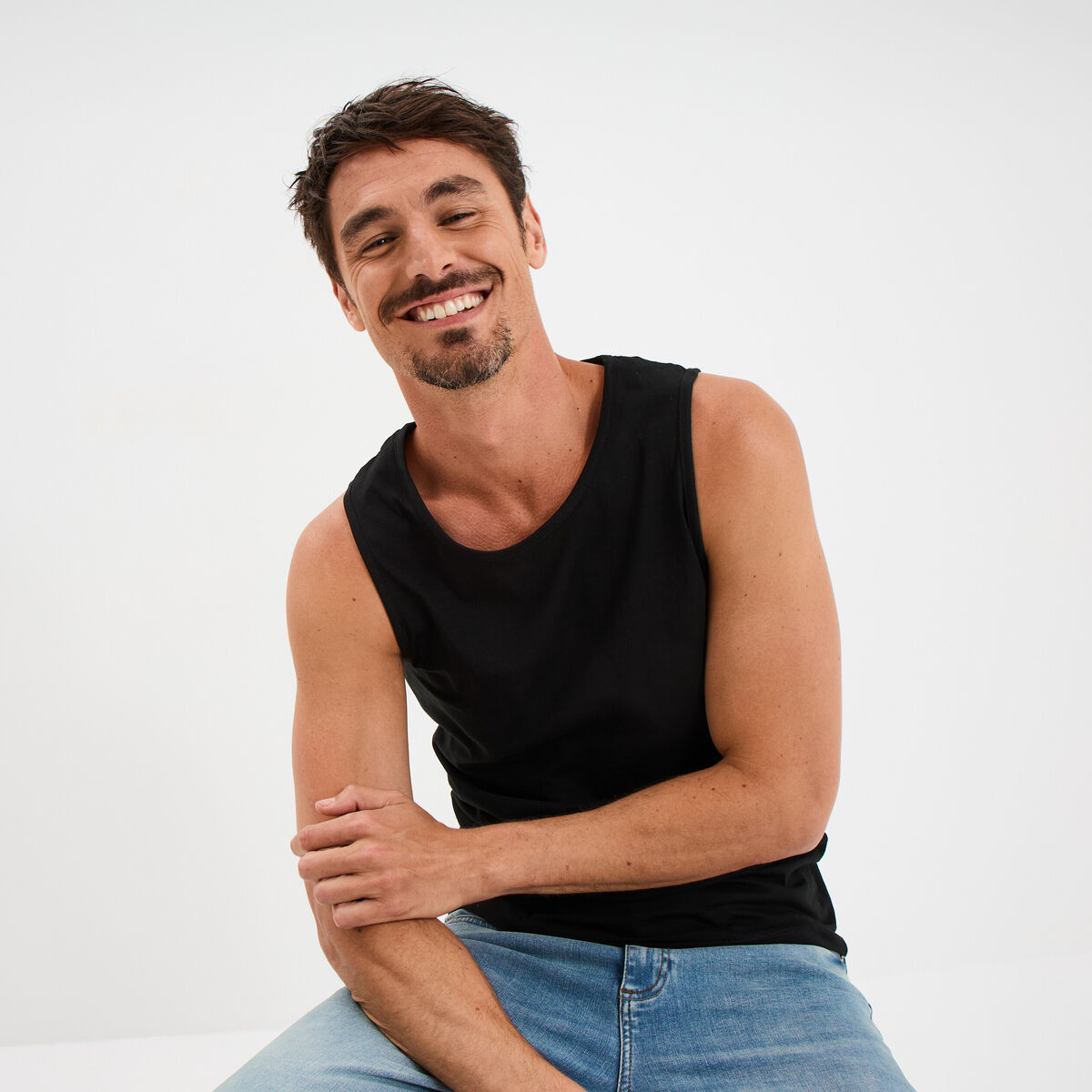 D&eacute;bardeur bretelles larges noir homme