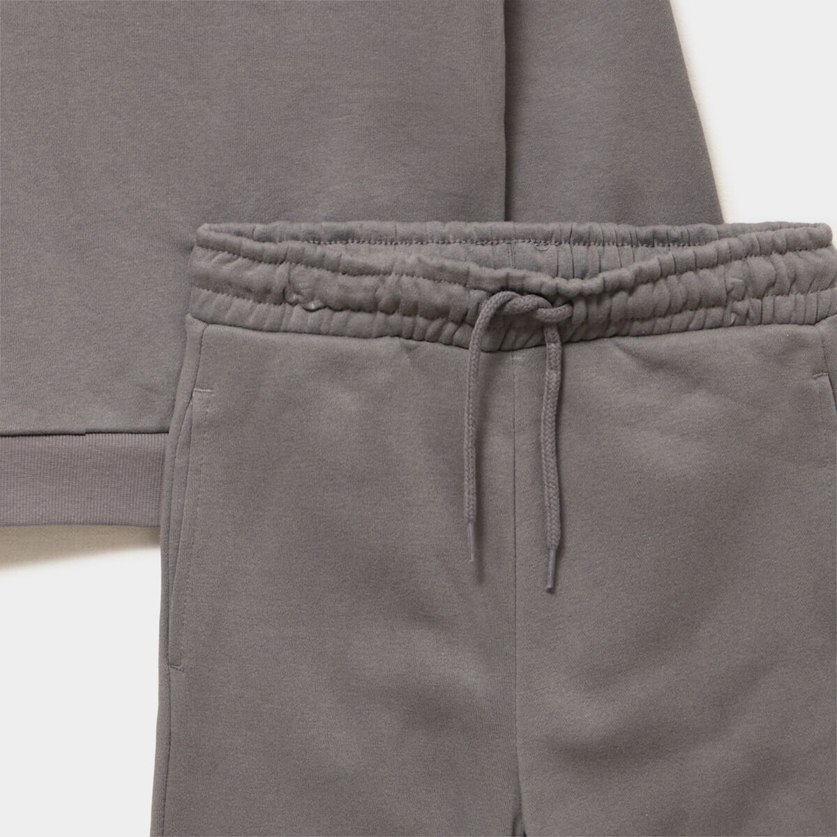 Ensemble jogging sweat et pantalon gris fonc&eacute; gar&ccedil;on
