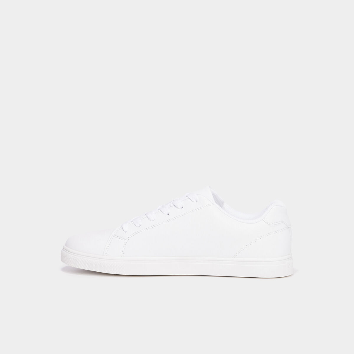 Baskets plates blanc homme