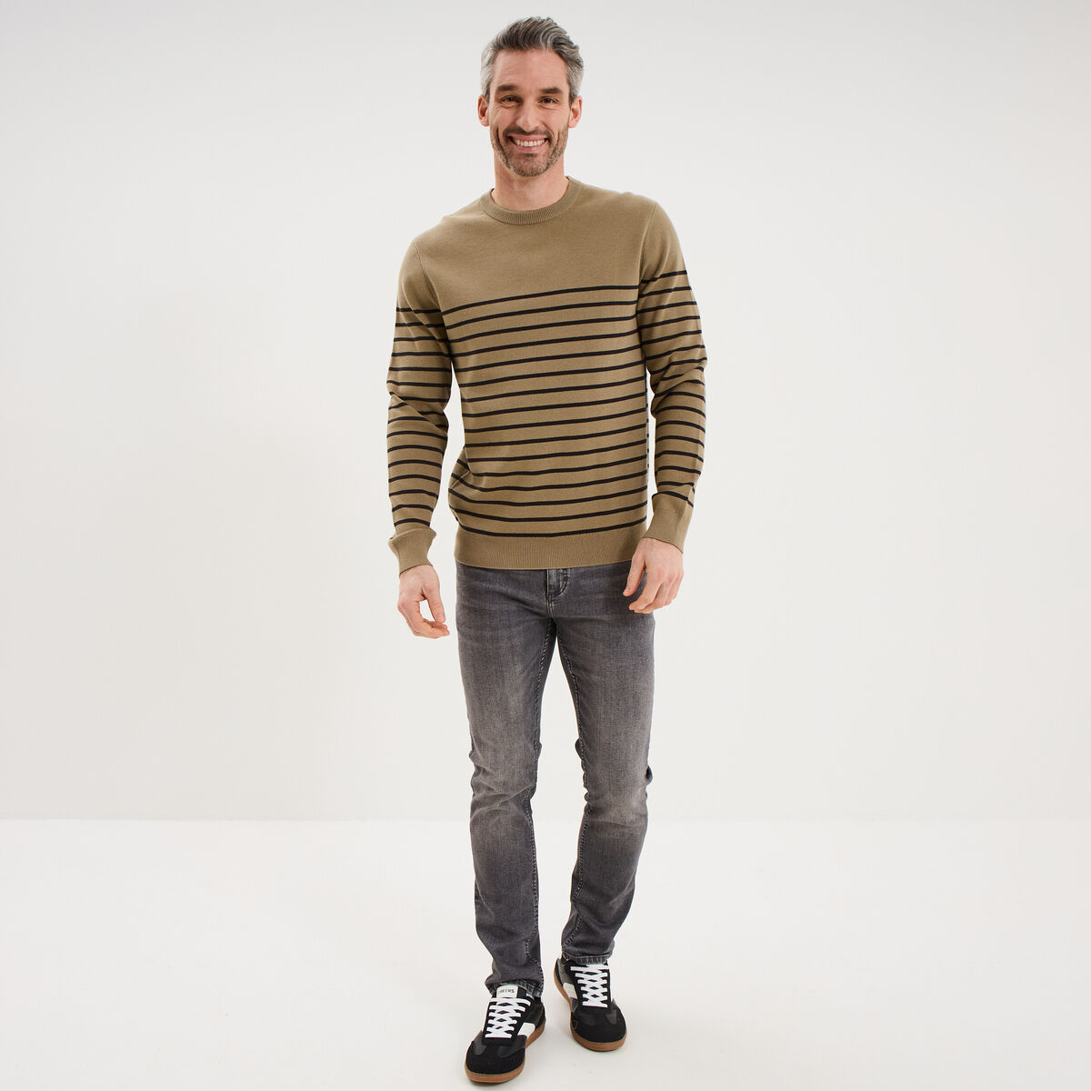 Pull col rond manches longues taupe homme