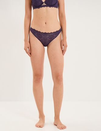 Tanga en dentelle violet femme