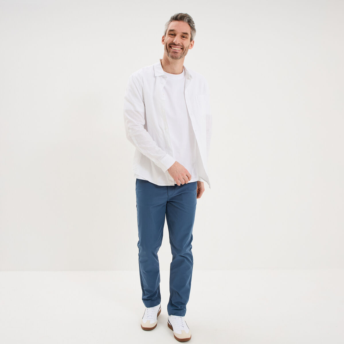 Pantalon chino droit extensible bleu gris homme
