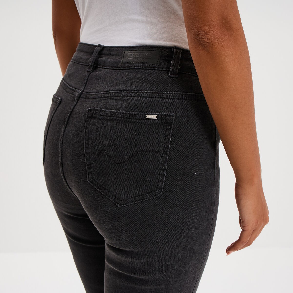 Jeans slim taille haute denim noir femme