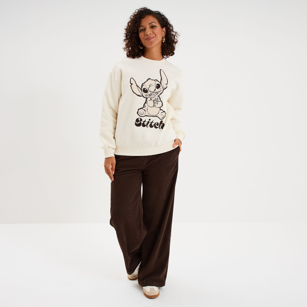 Sweat col rond manches longues Stitch ivoire femme