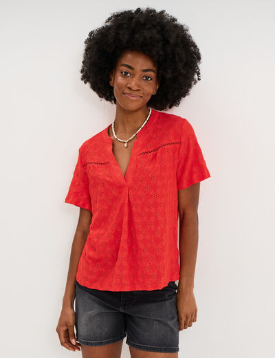 T-shirt broderie anglaise col tunisien rouge femme
