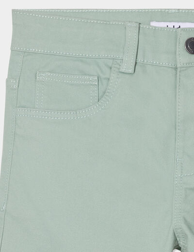 Bermuda droit ajusté à ourlets vert pastel garçon