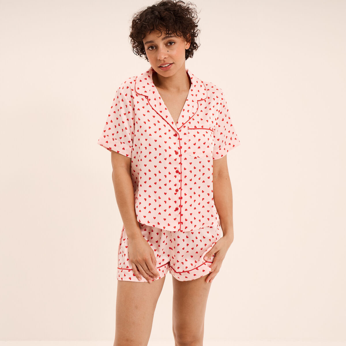 Ensemble pyjama short soyeux 2 pi&egrave;ces rose clair femme