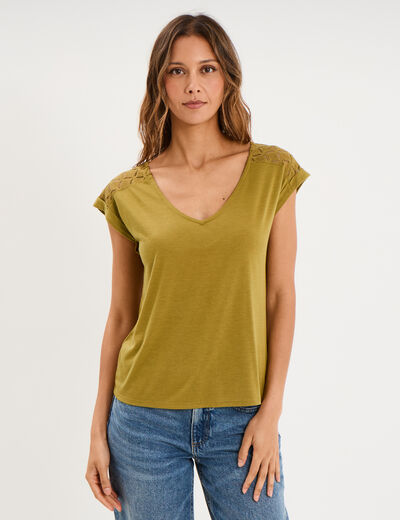 T-shirt col en V ajour&eacute; &eacute;paules et dos vert olive femme